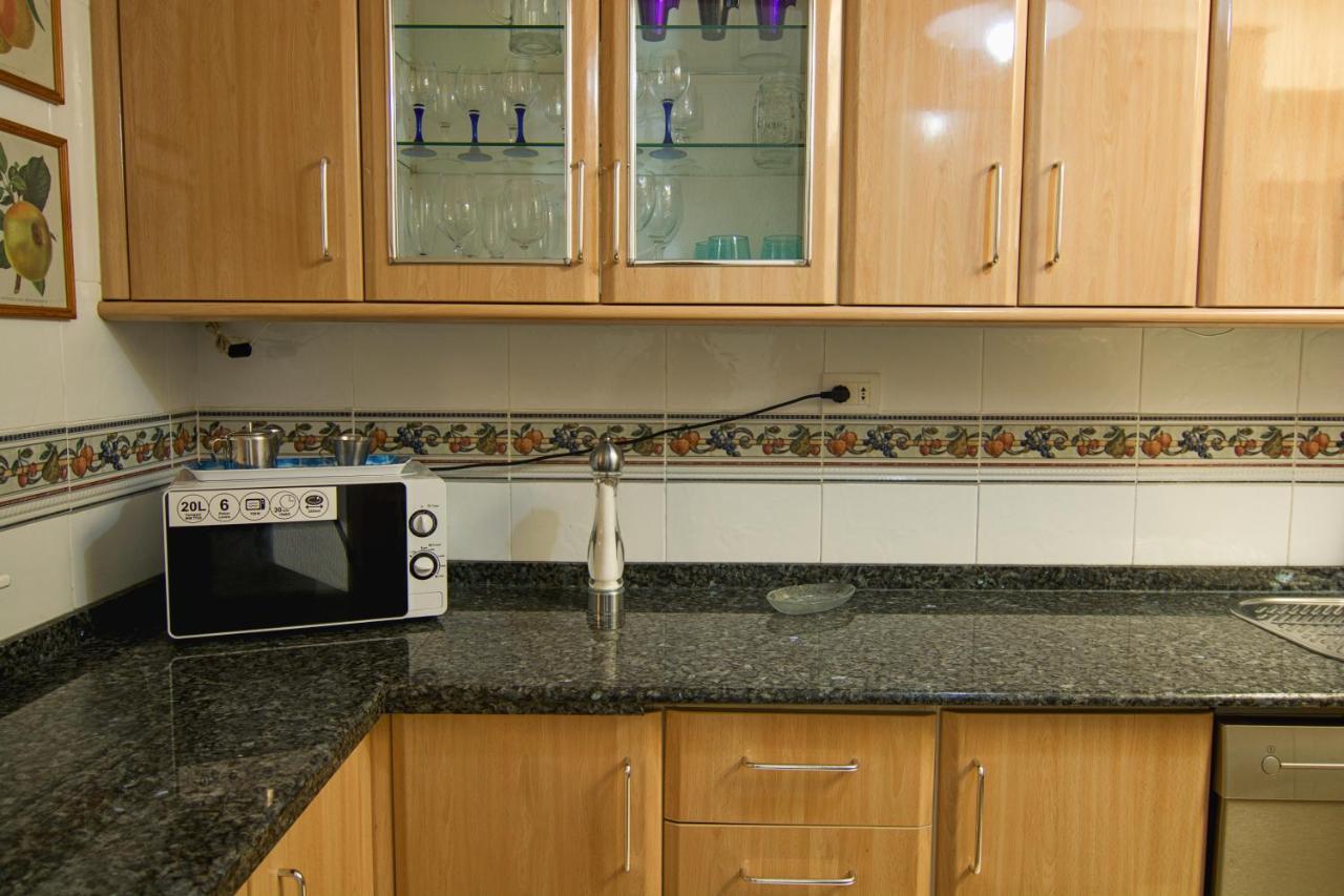 Azahara Apartamento Cerca Playa Las Vistas Los Cristianos Los Cristianos  Bagian luar foto